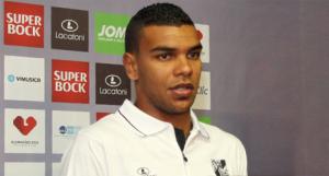 الفيفا تلوي ذراع غيماريش وتنصف  الشلفاوة