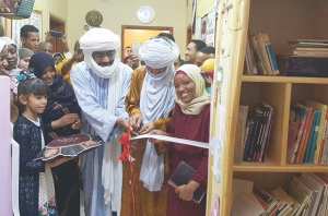 Tamanrasset - ELLE EST DOTÉE DE PLUS DE 11.000 TITRES TOUS THÈMES CONFONDUS:  L’association Green Tea inaugure sa bibliothèque d’été