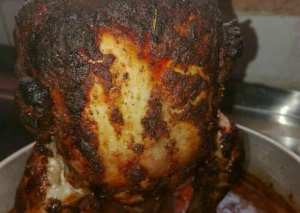 دجاج مشوي على القنينة