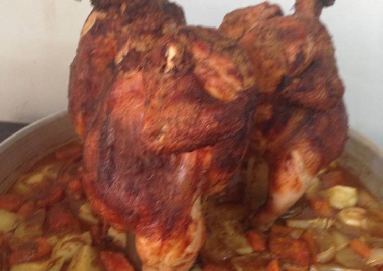 دجاج مشوي مع الخضره على القنينه بالفرن بشهي