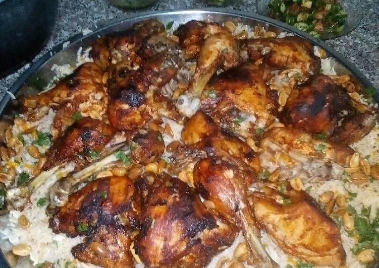 كبسه مع الدجاج المقلي