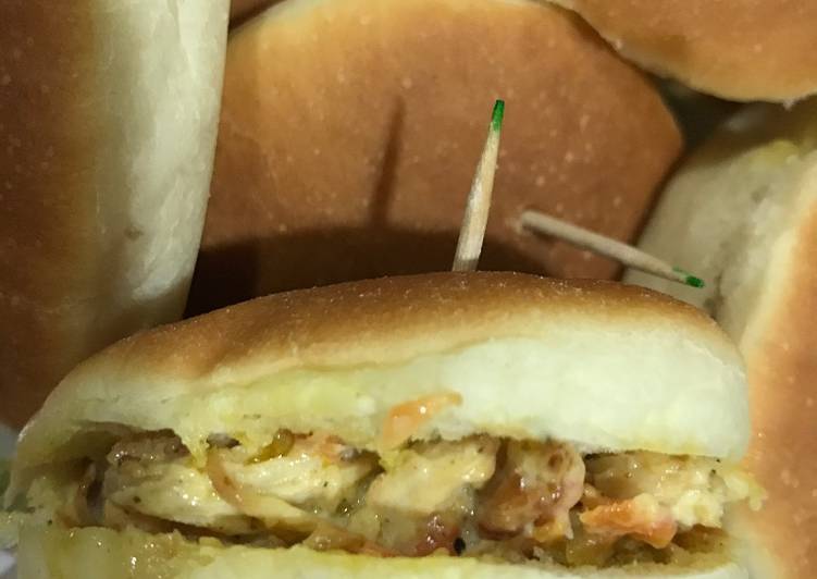 سندويشات بالدجاج