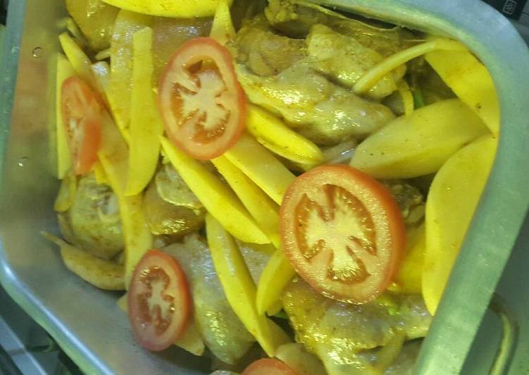صينيه الدجاج والبطاطس اللذيذه