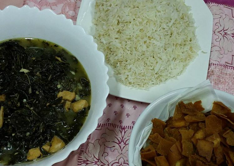 ملوخية بالدجاج😍