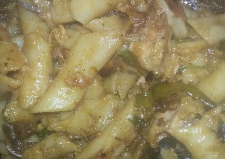 مكرونه بالدجاج والجبنه