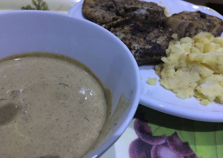 ستيك دجاج بصوص الفطر