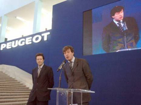 La 208 et le SUV 4008 en vedette                                    Peugeot Algérie