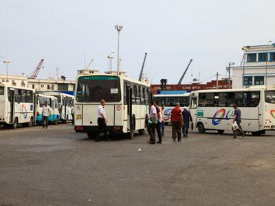 Transport en commun : l'usager en mal de prestations                                    L'Etat veut y mettre de l'ordre et une meilleure organisation de la profession