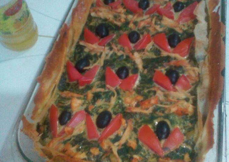 صينية السبانخ بالدجاج في الفرن