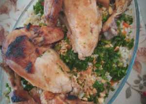 أوزة بالجزر والبازيلاء والدجاج