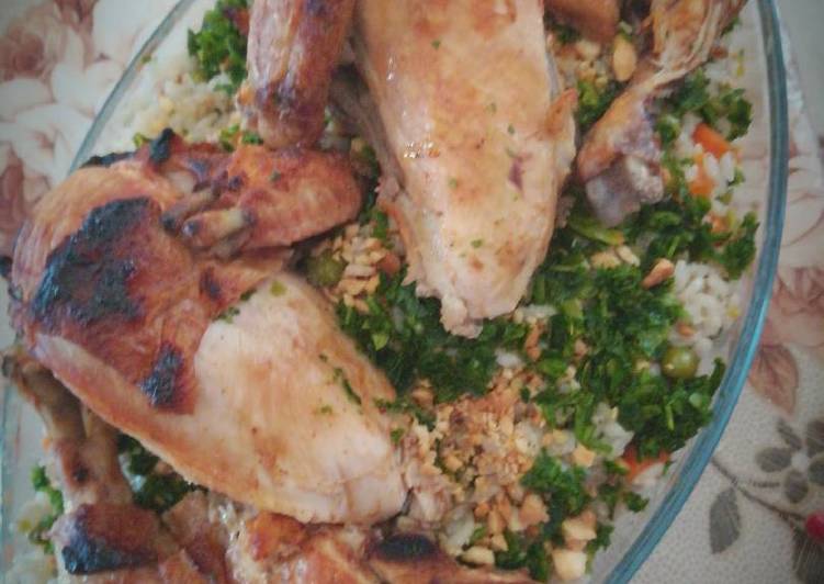 أوزة بالجزر والبازيلاء والدجاج