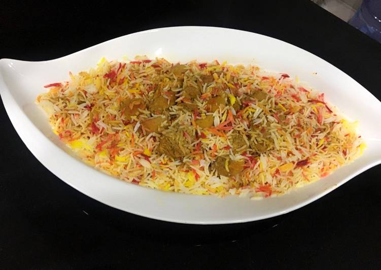 البرياني بالدجاج