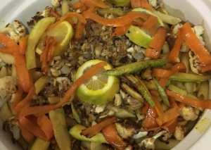 مكرونه بالدجاج المسحب مع الخضار