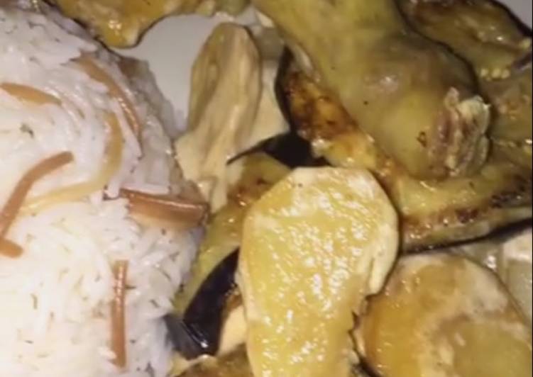 صينيه دجاج بالبطاطس والباذنجان