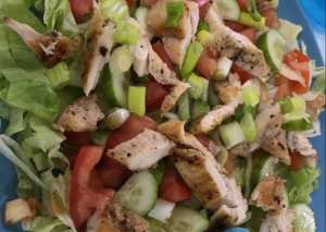 سلطة الدجاج المشوي