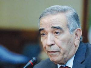 20 000 militaires radiés du fichier électoral                                    Daho Ould Kablia l'a annoncé hier à Alger