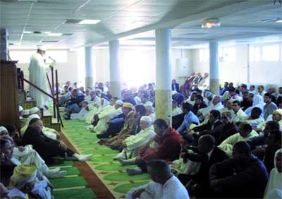 Les imams fustigent les spéculateurs