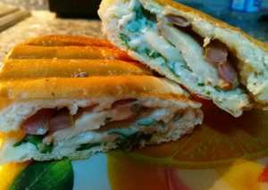 ساندويش صدر الدجاج