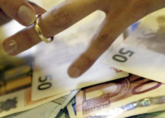 مزايا وعواقب الزواج الابيض في المانيا بالنسبة للجزائريين