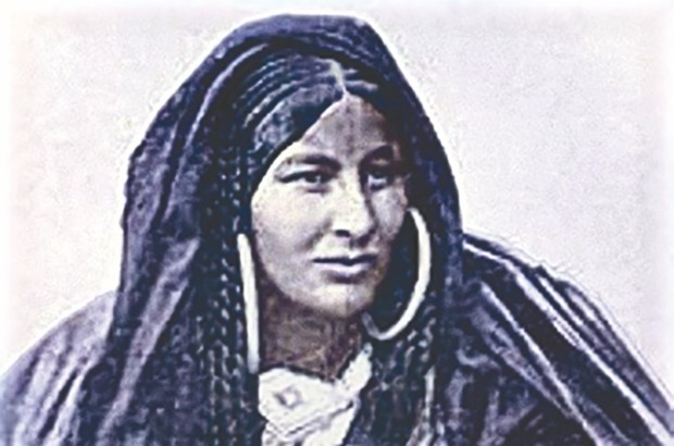 DASSINE OULT IHEMMA ET MOUSSA AG AMASTAN : POÈTES DU HOGGAR “La princesse de l’amour et le guerrier à la lance glorieuse”