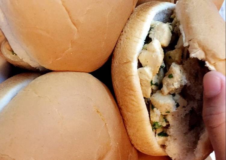 برجر قطع الدجاج