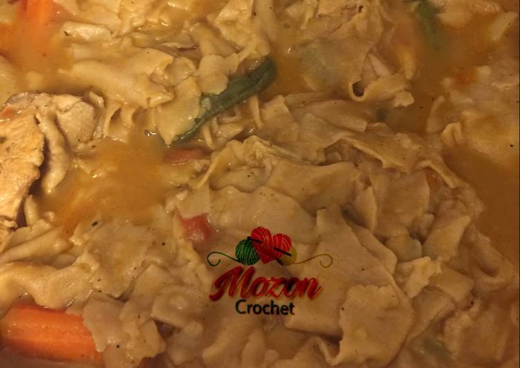 مرقوق بالدجاج