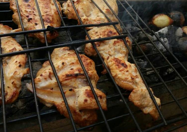 تتبيلة صدور الدجاج المشوية