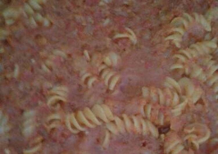 طاجن مكرونة بالفراخ