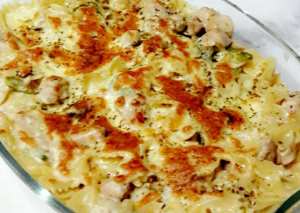 معكرونة بالدجاج والكريمة