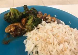 دجاج بالبروكلي والمشروم