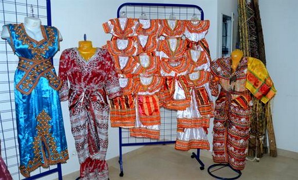 Tizi-Ouzou: coup d’envoi de la 9e édition du festival de la robe kabyle
