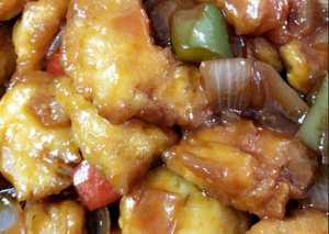 دجاج بصلصة الحلو والحامض