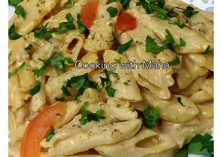 معكرونة بالكريمة و الدجاج