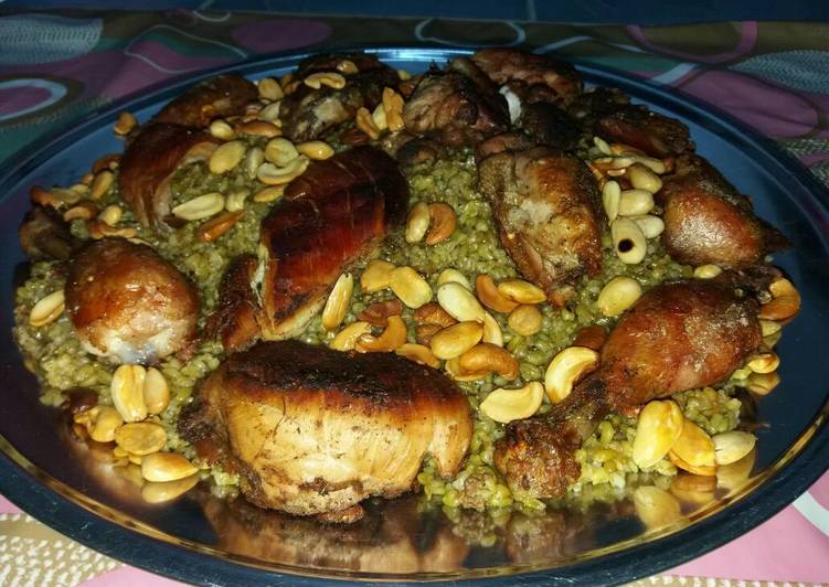 فريكة مدخنة بالدجاج