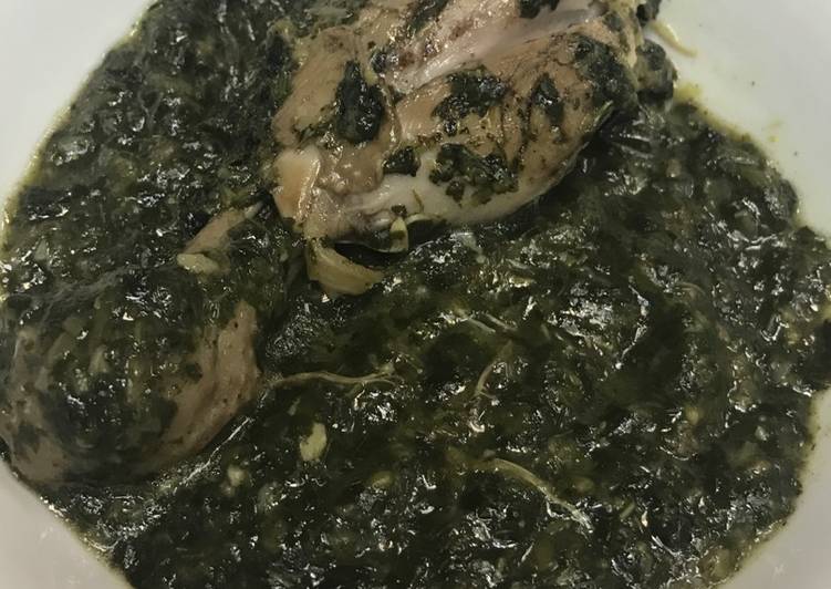 ملوخية بالدجاج