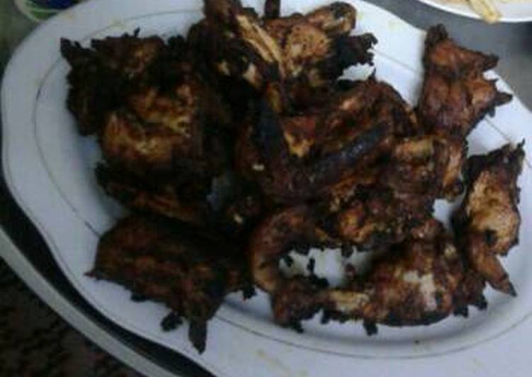 جاج مقلي بخلطة الشوي