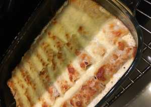 رول الدجاج بالصلصة البيضاء😋