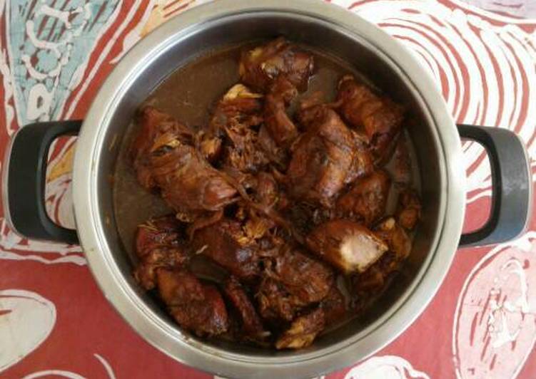 يخنة دجاج بدبس الرمان