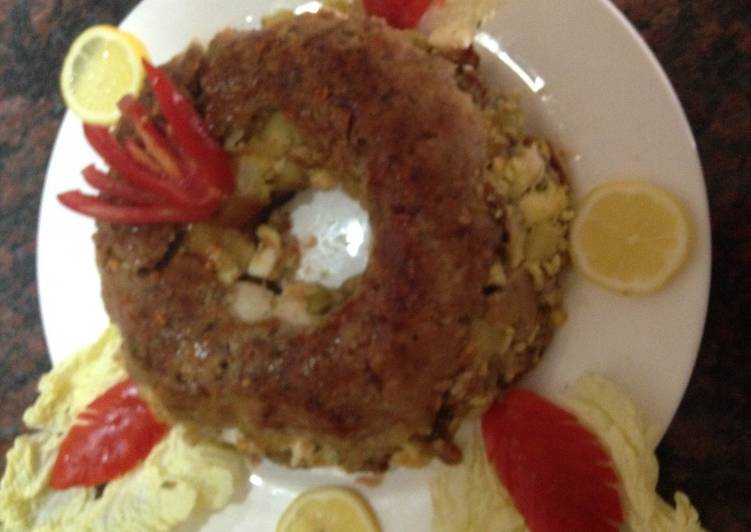 قالب اللحم والدجاج المحشي