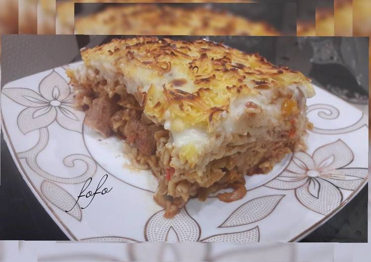 معكرونة الدجاج بخلطة البيتزا والبشاميل