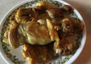 افخاذ الدجاج بالكاري