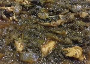 دجاج بالسبانخ المسبك