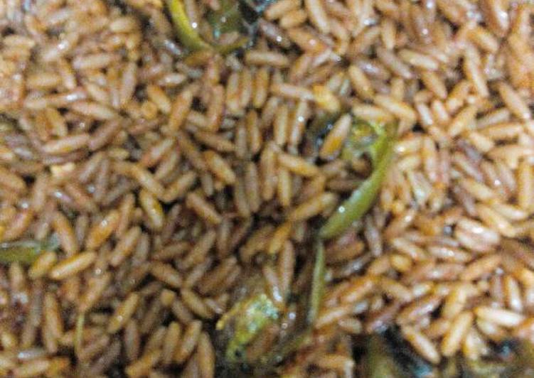 طاجن لسان عصفور بقطع الدجاج