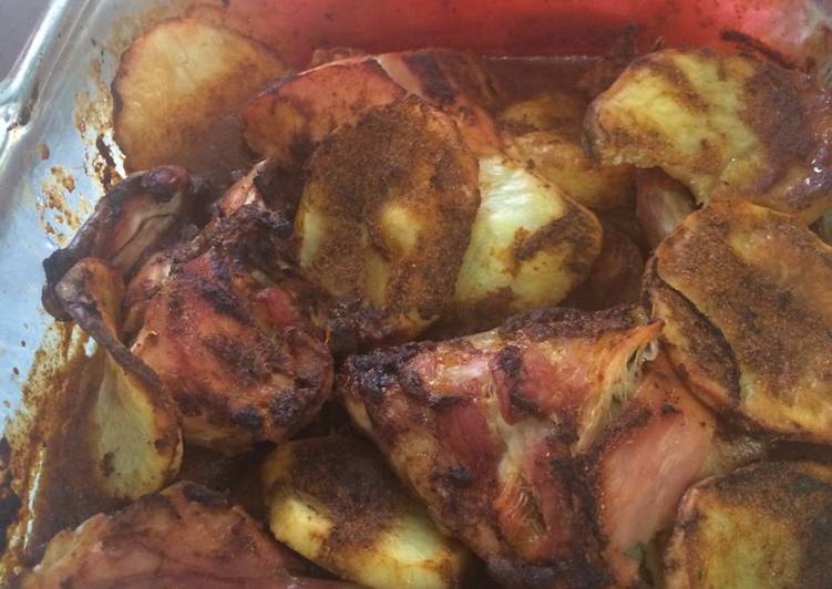 صينية دجاج بالبطاطس في الفرن