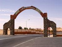 تندوف/ حاسي منير قرية دون خدمات شبكة الهاتف الثابت والنقال وانعدام للبث الإذاعي والتلفزي