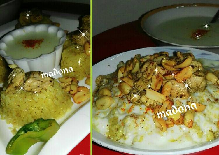 اللبن المطبوخ مع البرغل و شرحات الدجاج