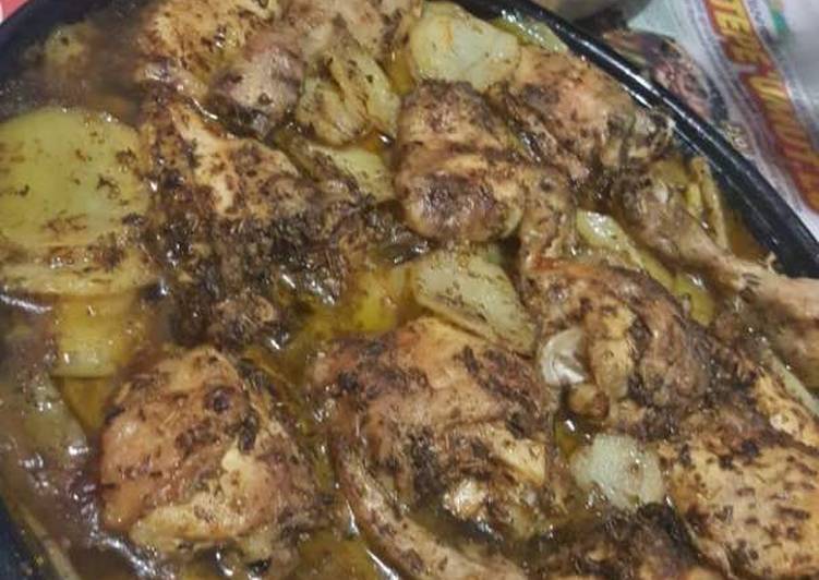 صينية الدجاج مع البطاطا