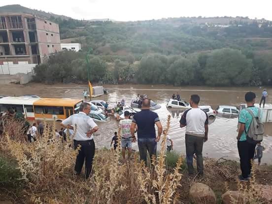 Algérie - Les inondations dévoilent l’ampleur de la corruption et le détournement de l’argent des divers projets