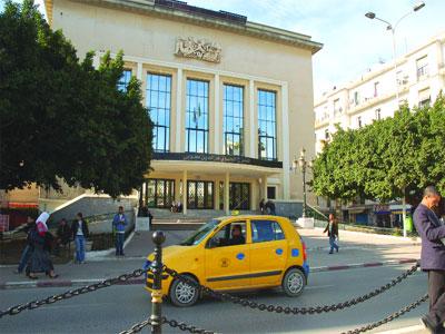 Les politiques saisonniers                                    Les élections législatives vues par les citoyens à Annaba