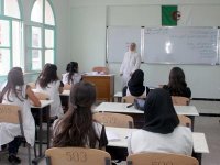 Des cours de soutien pendant les vacances                                    Oran : Les établissements scolaires resteront ouverts